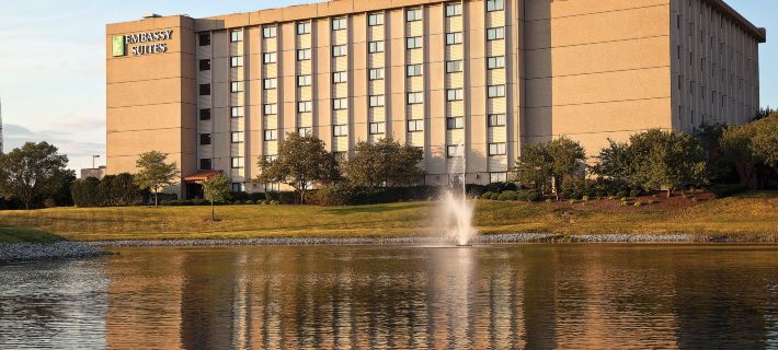Embassy Suites by Hilton Chicago Schaumburg Woodfield Hotele w: Cook County