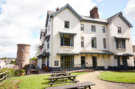 Royal Hotel by Greene King Inns Hotels in Ross-on-Wye