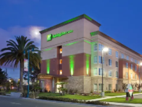 Holiday Inn & Suites 奧克蘭 - 機場 奧克蘭動物園附近的飯店
