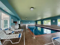 Holiday Inn Express & Suites SOMERSET CENTRAL by IHG - Pools