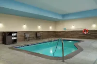 Fairfield Inn & Suites London - Pool