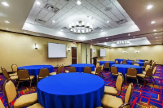 Clarion Hotel the Colony - Plano West