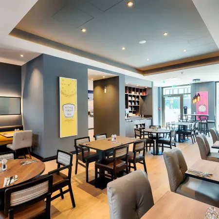 Premier Inn Darmstadt City Centre