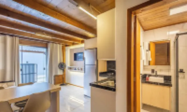 Comfortable and Sophisticated Accommodations Just Minutes From the Beach - VIL