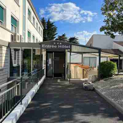 Brit Hôtel du Parc Niort Centre - Parking gratuit Hotel Exterior