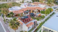 Peaceful and Spacious Villa Just Steps from the Beach!