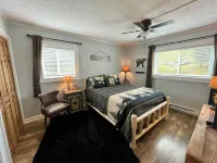 Sugar Mountain Old Bear at Sugar Ski- Slope side