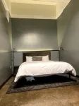 424-Apt 304 - Kondo