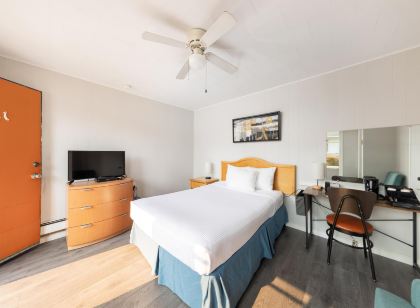 2400 Motel, Vancouver