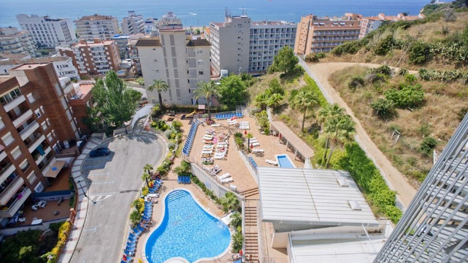 Hotel Oasis Park Splash