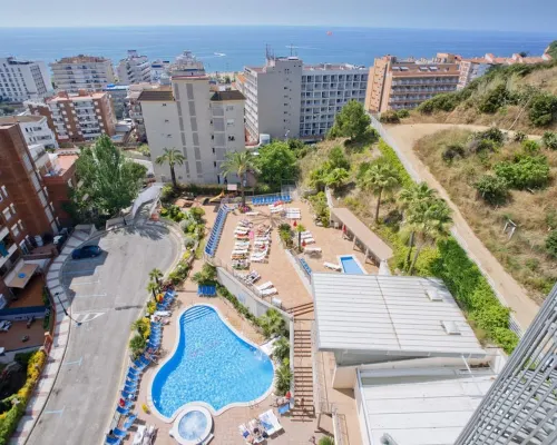 Hotel Oasis Park Splash Hotels in Calella