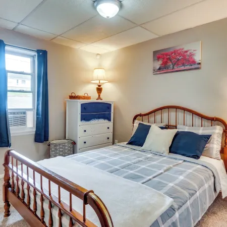 14 Mi to Black Moshannon! Pet-friendly Apartment