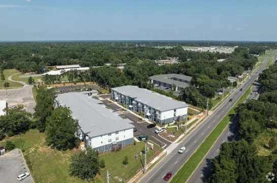 แลนดิ้ง อพาร์ตเมนต์ เพนซาโคลา - เบลวิว ไฮทส์