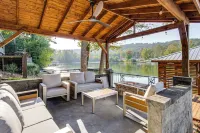 < 1 Mi to Boat Launch: Home w/ Dock in Scottsboro - Bintang 3