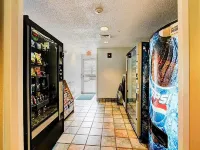 Super 8 by Wyndham Aurora East Hotels in Aurora