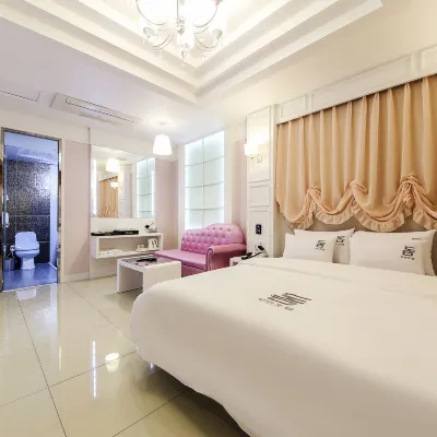 Dom Hotel Hotels near Muyangseowon Confucian Academy
