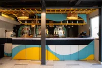 Moustache Hostel, Jaipur - bar