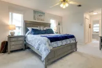 Spring Hill Home - Pool, Grill and Golf Course Views - piscina