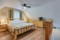 Lakefront Cabin on Secord Lake | Sleeps 6 - 3-Star
