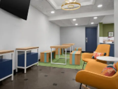 สปาร์ค บาย ฮิลตัน เดนเวอร์ อีสต์ ไอ 70 โรงแรมในเดนเวอร์