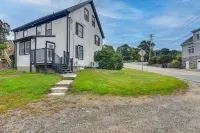 Charming 2-bedroom apartment in nice Sharon with WiFi, AC near Gillette Stadium Hotels in Sharon