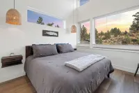 Tranquil Wellness Oasis-Barrel Sauna/Cold Plunge/RedLite/Juicer/Walking Paths