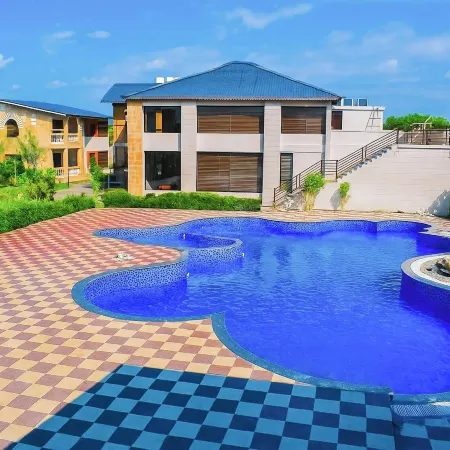 Amaris Greens Resort Отели в г. Рамнагар