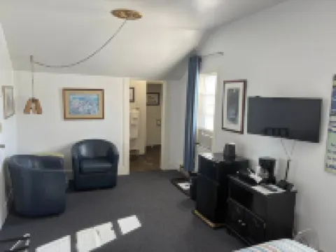 Harbor's Edge Motel Hotels in Bayfield