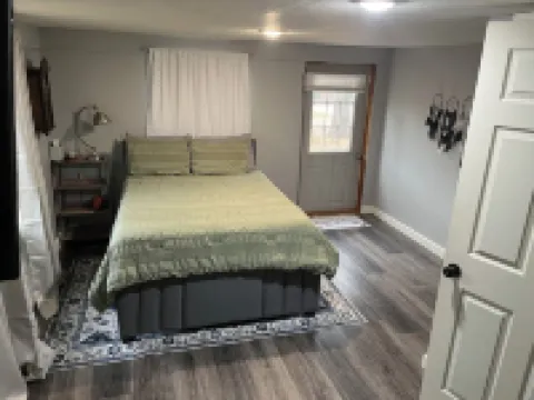 Tyler Bend and Gilbert area 2-bedroom cabin