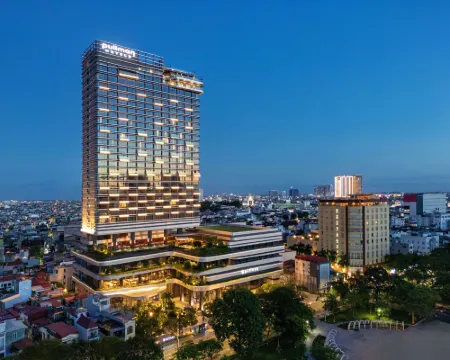 พูลแมนไฮฟองแกรนด์โฮเทล โรงแรมในไฮฟอง