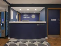 Travelodge Harrogate West Park โรงแรมในแฮร์โรเกต