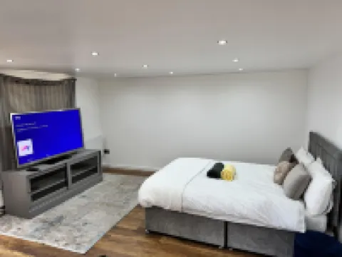 Twickenham Stadium Studio Hotels in Isleworth