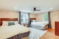 Pennington Home w/ Deck ~ 9 Mi to Princeton! - 3-نجوم