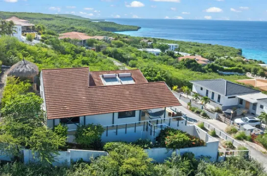 Villa Korsou with Private Pool and Amazing View at Cas Abou