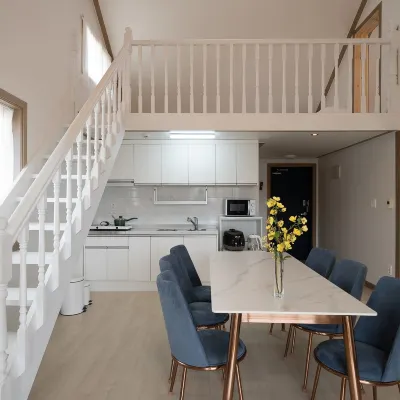 Taean Oceanhill Resort Pension โรงแรมใกล้สนามบินแทอัน