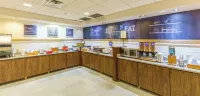 Hampton Inn Garden City - breakfast