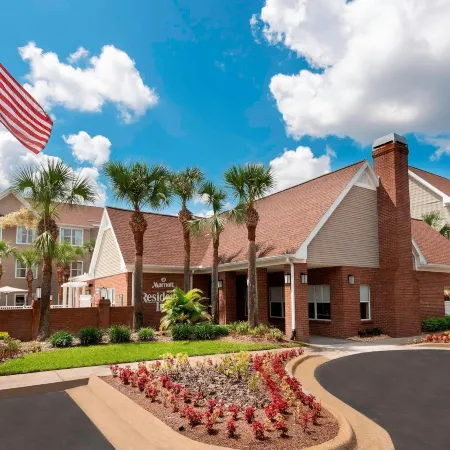 Residence Inn Tampa at USF/Medical Center Отели рядом с достопримечательностью «Парк аттракционов Busch Gardens»
