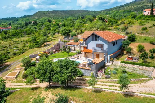 Villa Kamenia - Homestays