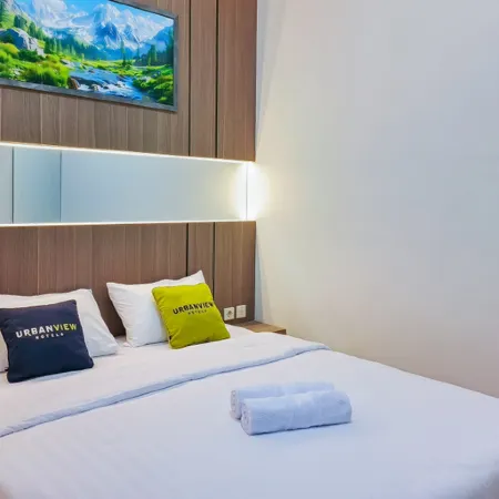Urbanview SANT Hotel Syariah near Stasiun Tegal