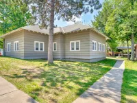 WOW Huge Catfish Lake Home 13br 5ba, Sleeps 26, Eag River Chain/weddings/events Hotels in Washington
