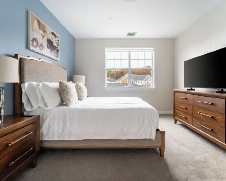 Landing Apartments West Windsor Hotels in Windsor