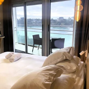 Le Crystal Dinard, Sure Hotel Collection by Best Western