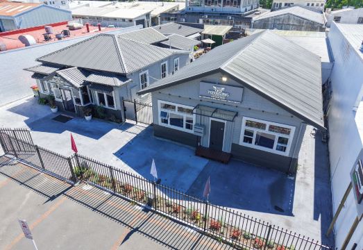 백패커스 공용 거실