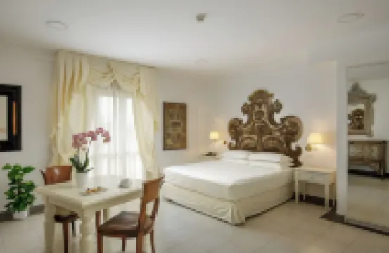 Arcom Palace Отели в г. 