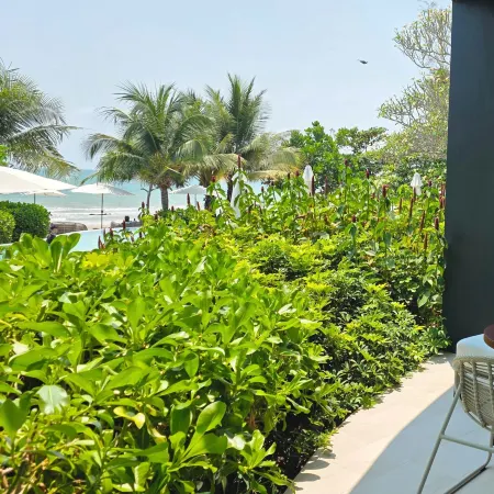 Mercure Rayong Lomtalay Villas & Resort