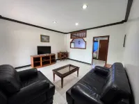S & C Hotel Suites & Apartment