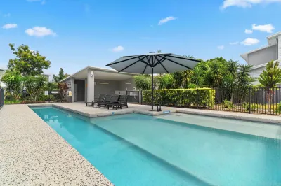 Direct Collective - Breeze on Brightwater Hotels in Mooloolaba