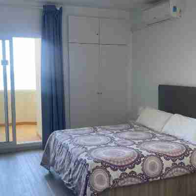 Resort con piscinas y toboganes, con vistas al mar Rooms