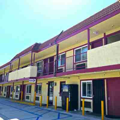 Century Motel Buena Park Anaheim I-5 Hotel Exterior