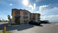 Bayfront W-docks & Fish 3 Patios Prime Location
